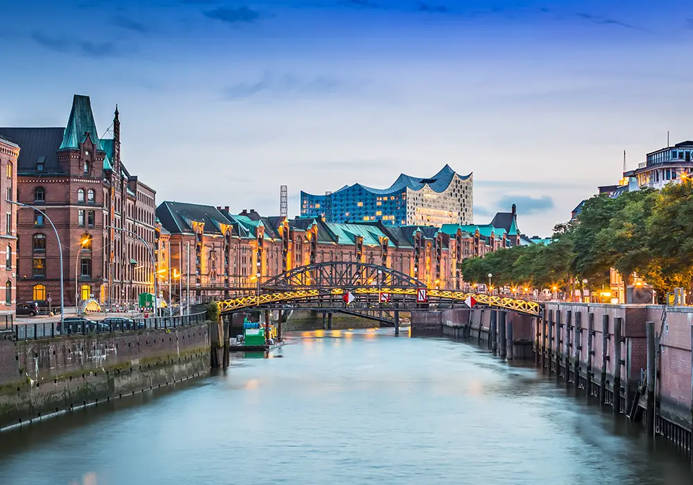 Geschäftsadresse in München mieten - Blick zum Siegestor