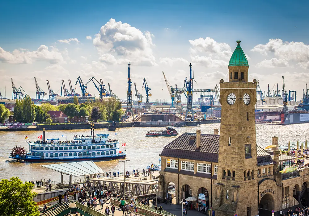 Hamburg erkunden und die ideale Geschäftsadresse mieten